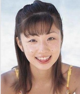 小倉優子 ゆうこりん ほくろ除去跡すっぴん画像がかわいい 顔の変遷