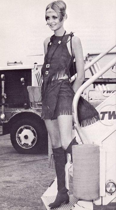 ツイッギー Twiggy 今現在は 60年代70年代ファッションミニスカ女王画像